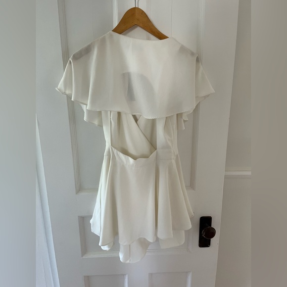 White wrap romper - Picture 2 of 3